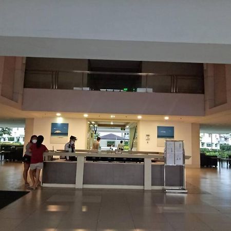 Field Residences Paranaque City Esterno foto