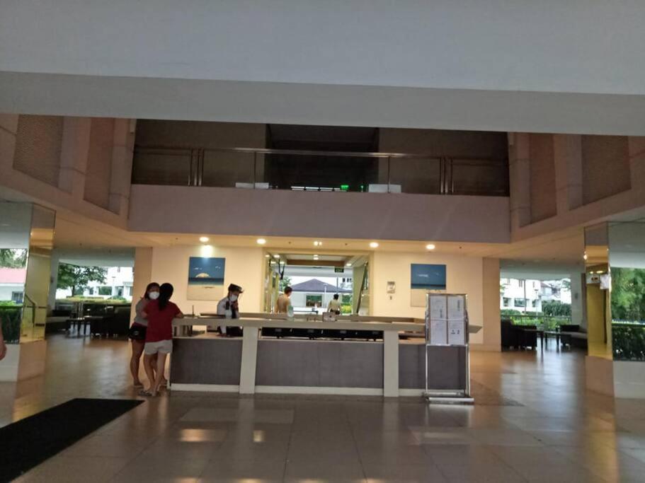 Field Residences Paranaque City Esterno foto