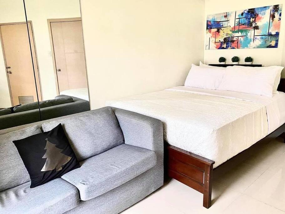 Field Residences Paranaque City Esterno foto